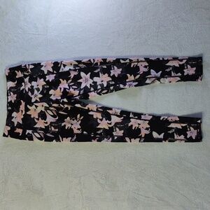 Victoria's Secret Black Floral  Leggings With Pockets